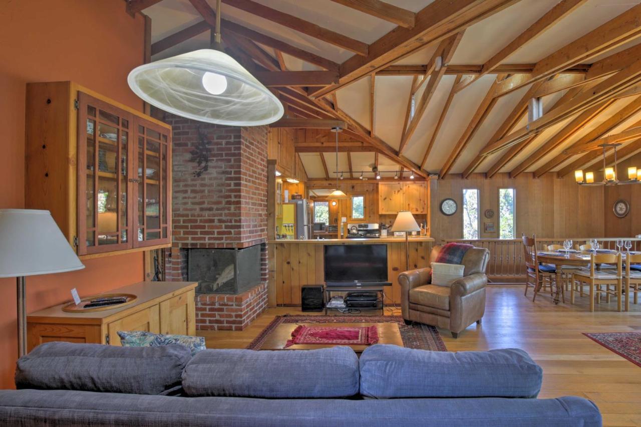 Hillside Home With Deck And Views Of Tomales Bay! Inverness Exterior photo