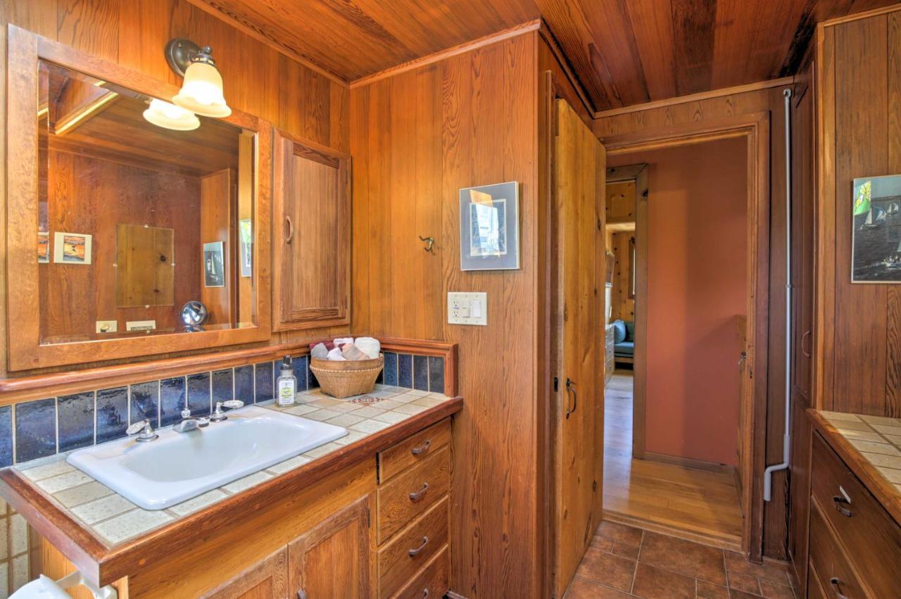 Hillside Home With Deck And Views Of Tomales Bay! Inverness Exterior photo